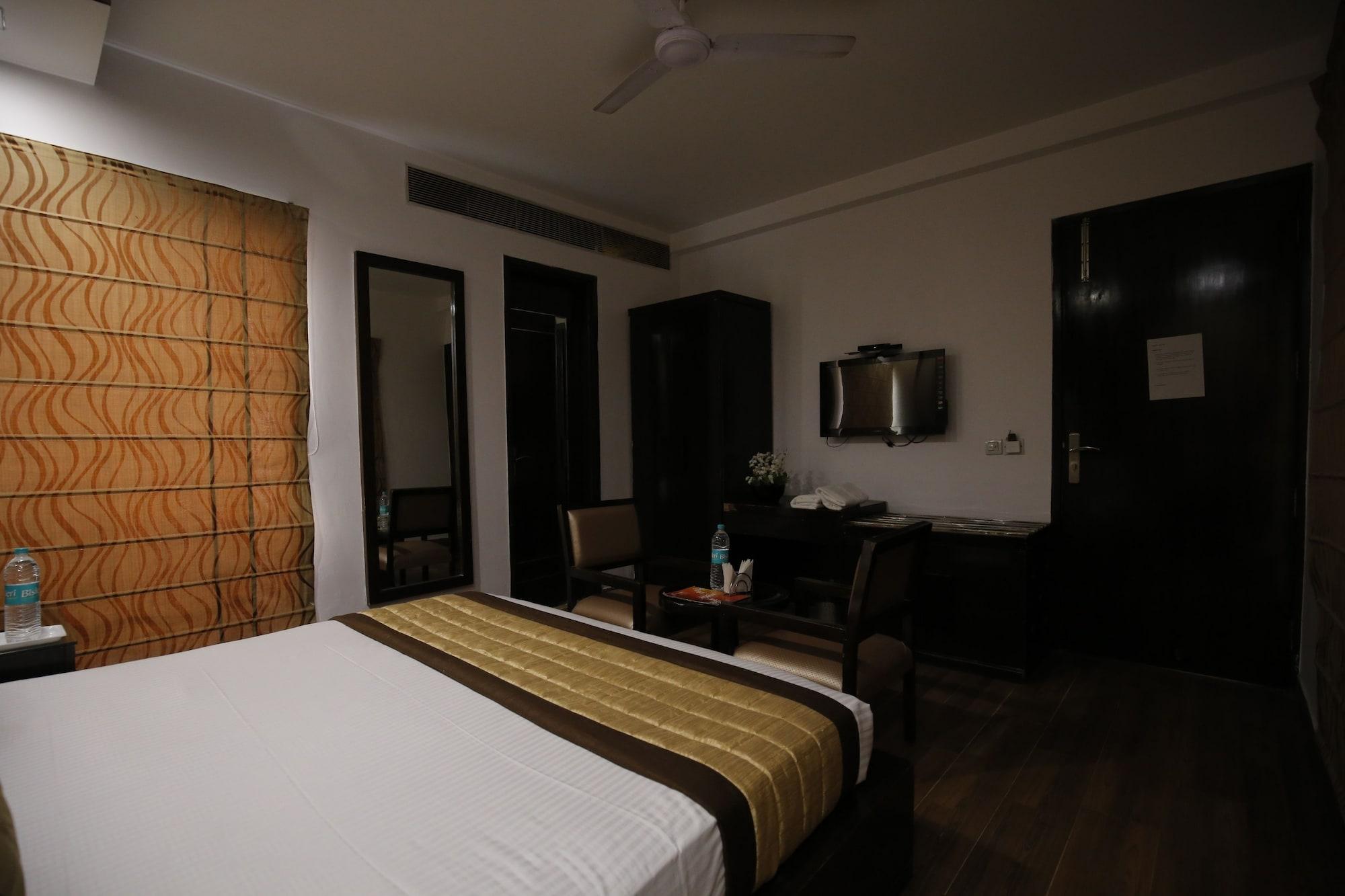Hotel Delhi Pride, Karol Bagh Exterior photo
